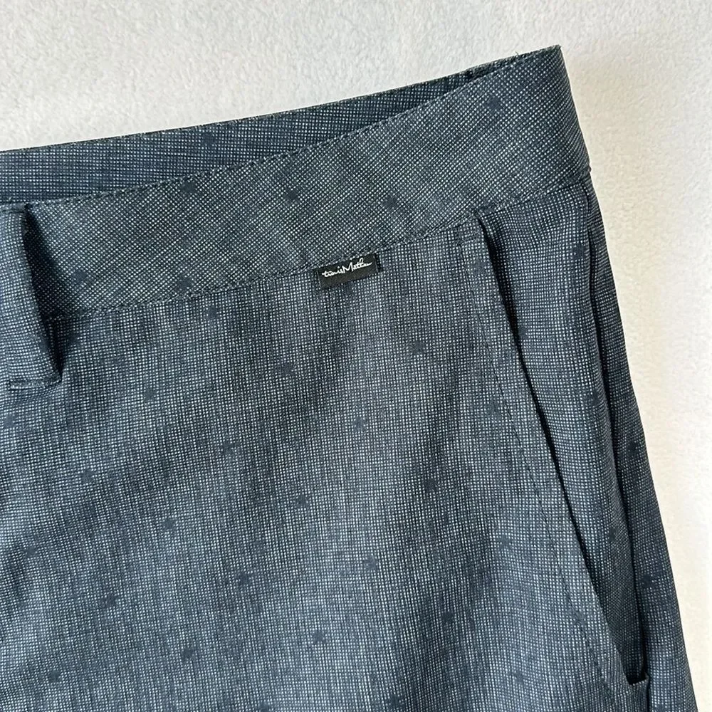 Travis Mathew Golf Shorts Men's Grey/blue/black Tonal Print‎ Size 38